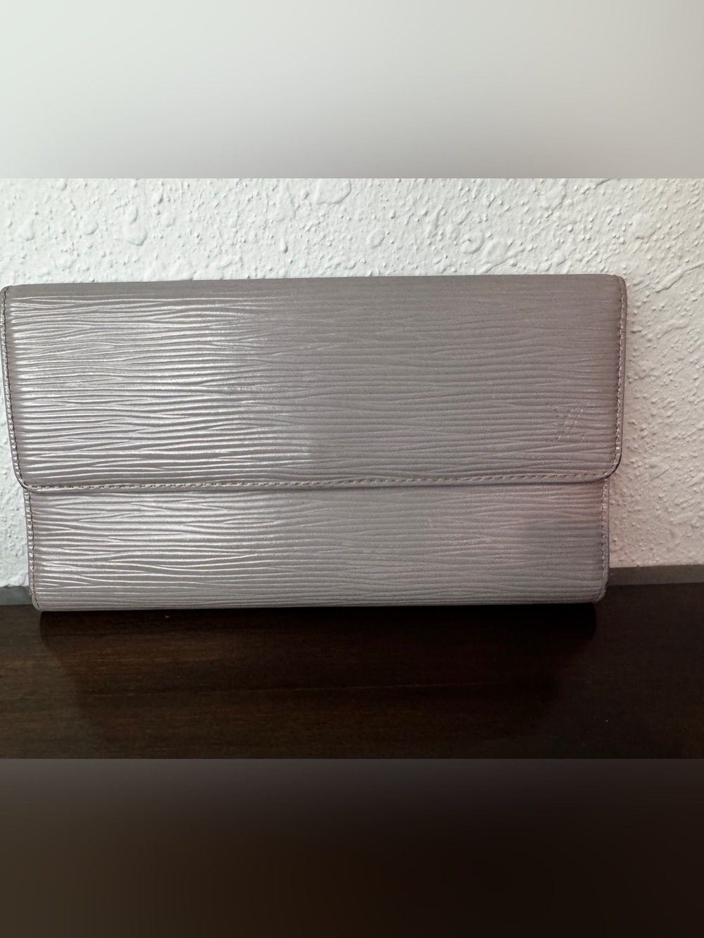 Louis Vuitton Silver Gray Epi Leather Sarah Wallet